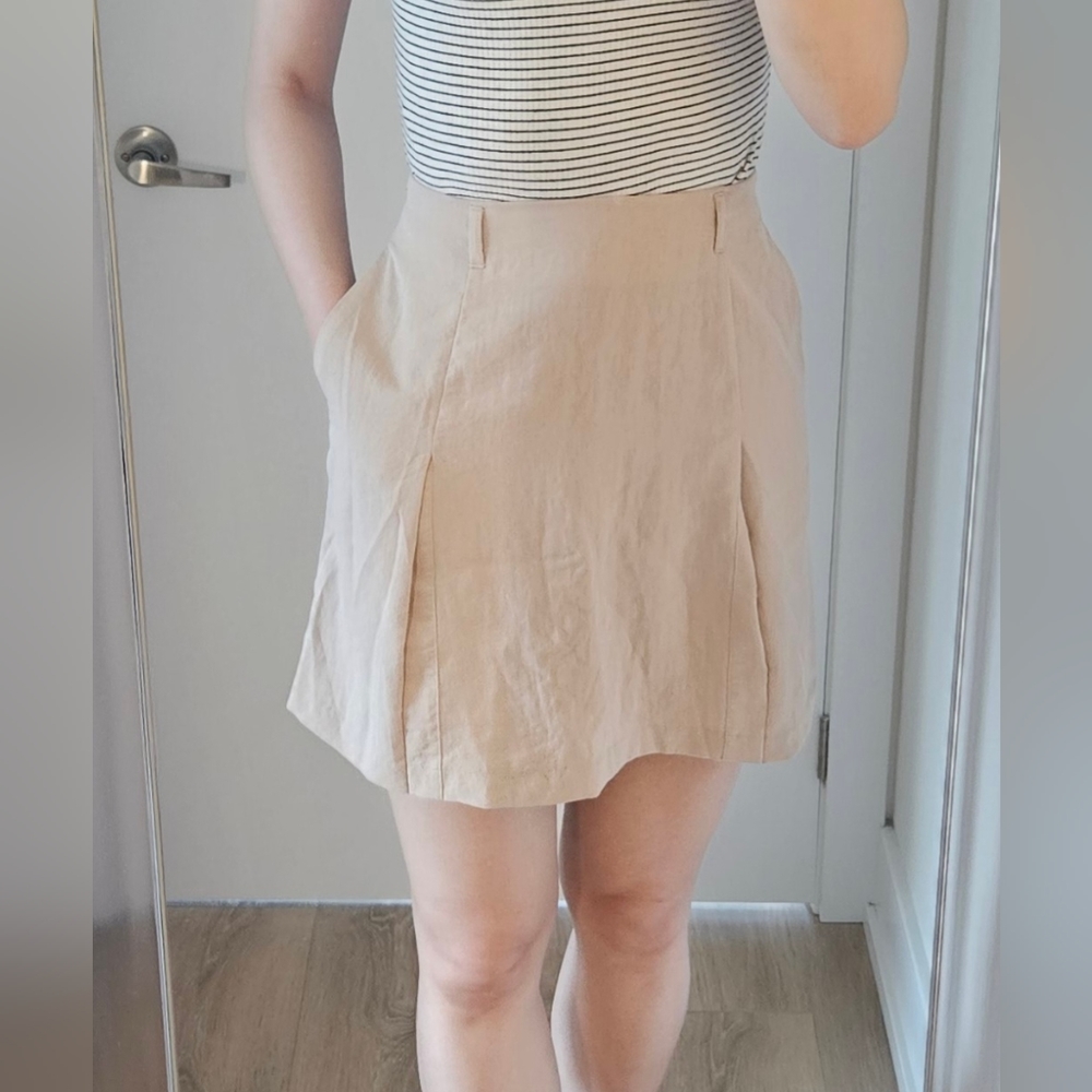 High-Waisted A-Line Skirt W/ Pockets